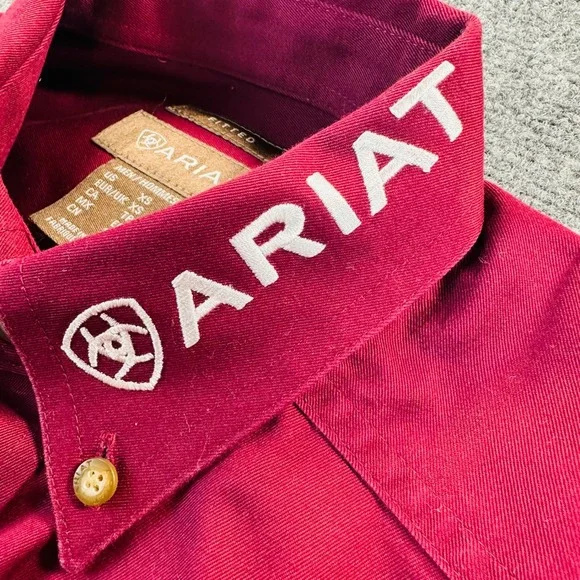 Ariat Men's XS Red Team Logo Twill Fitted Button Down Western Shirt Rodeo Cowboy - Picture 6 of 16